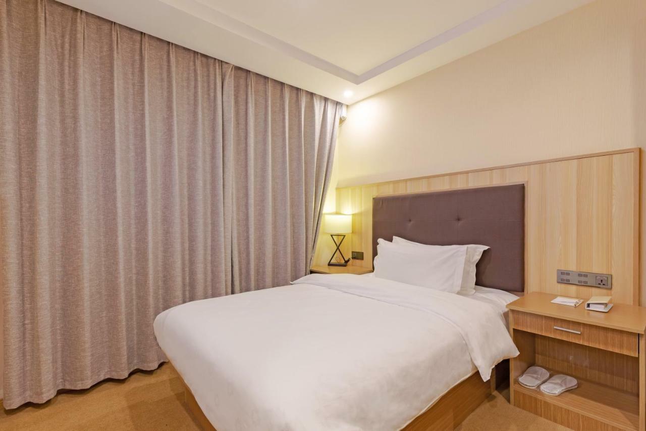 Echarm Hotel Shanghai Hongqiao ภายนอก รูปภาพ